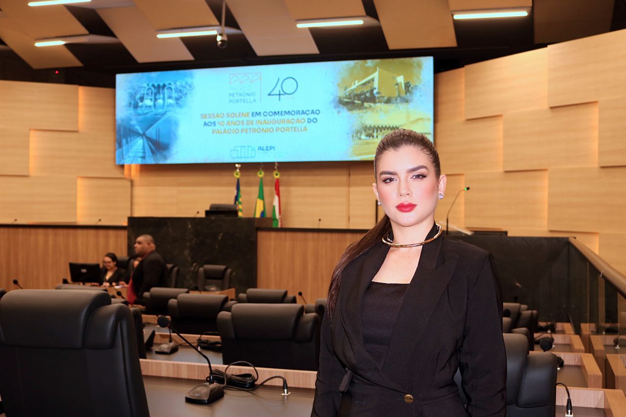 OAB Piauí participa de solenidade em comemoração aos 40 anos do Palácio Petrônio Portella