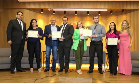 ESA entrega certificados de pós-graduação em Direito Constitucional e Direito Penal