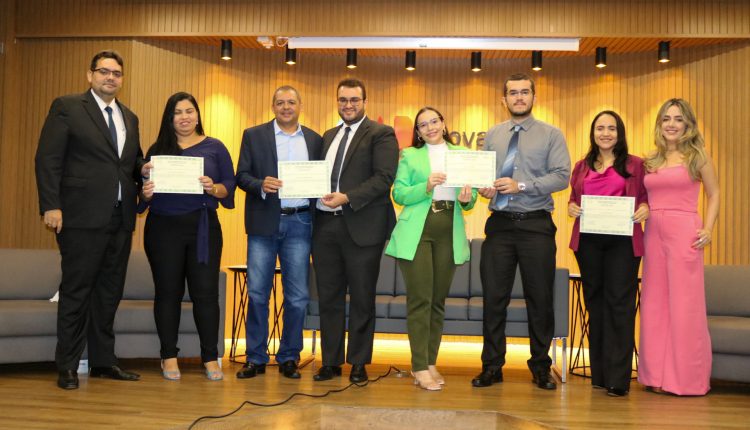 ESA entrega certificados de pós-graduação em Direito Constitucional e Direito Penal