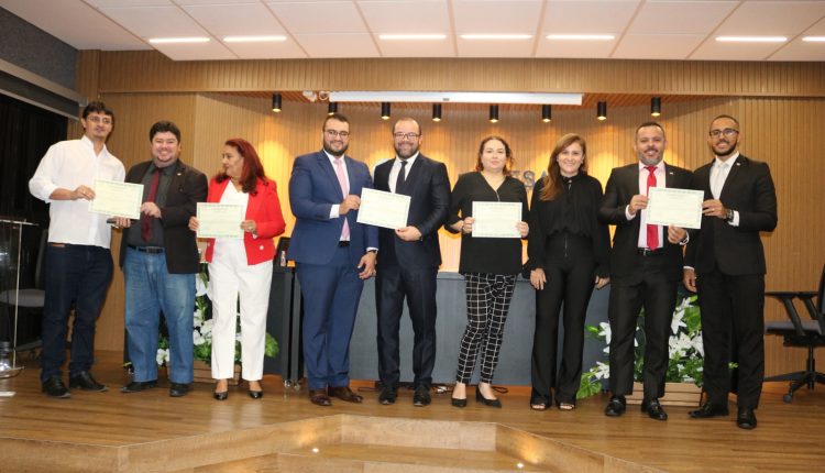 ESA-PI entrega mais de 60 certificados de pós-graduações