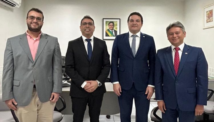 OAB-PI se reúne com o Procurador-Geral do Estado