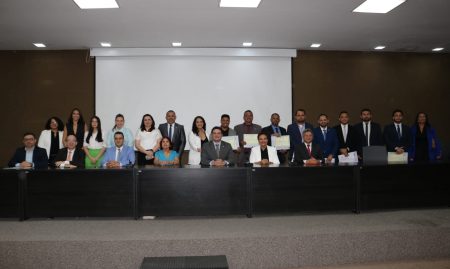 Entrega de certificados do curso de Especialização em Direito Eleitoral e Público Municipal